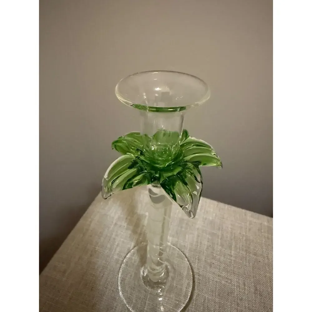 🌿 Vintage Art Glass Candlestick Green Leaf Collar Twisted Stem 10
